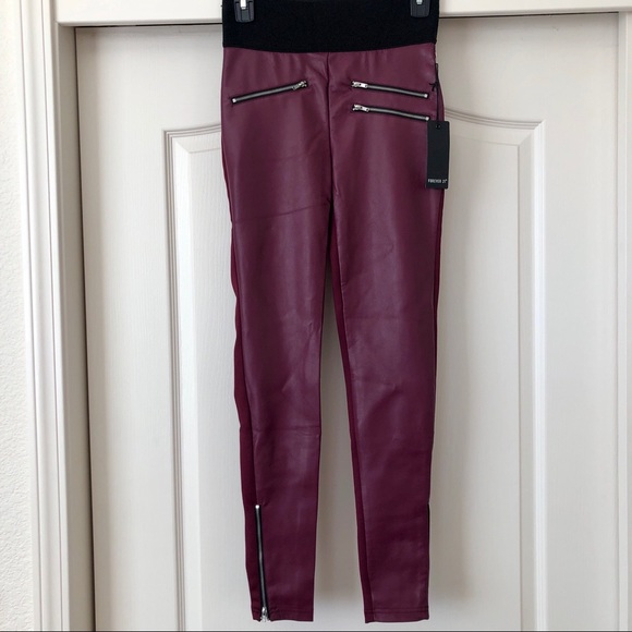 Forever 21 Pants - ✨F21🍇 Pants
